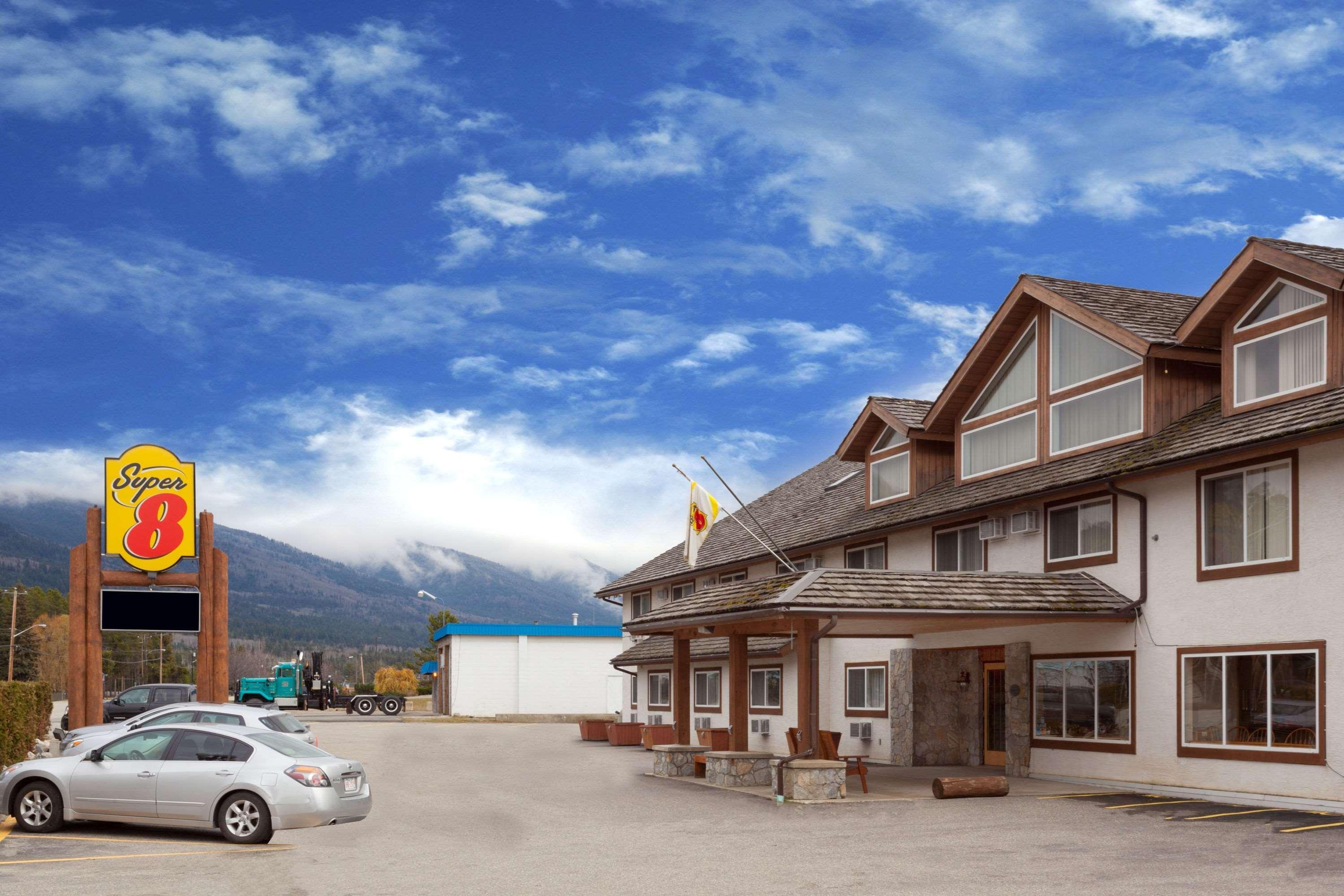 Hotel Super 8 By Wyndham Valemount Exterior foto